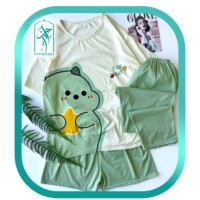 لباس ست سه تکه راحتی زنانه طرح بچه اژدها FUN TIME مدل 060