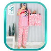 لباس ست سه تکه راحتی دخترانه و زنانه طرح میکی هدفون کد H089